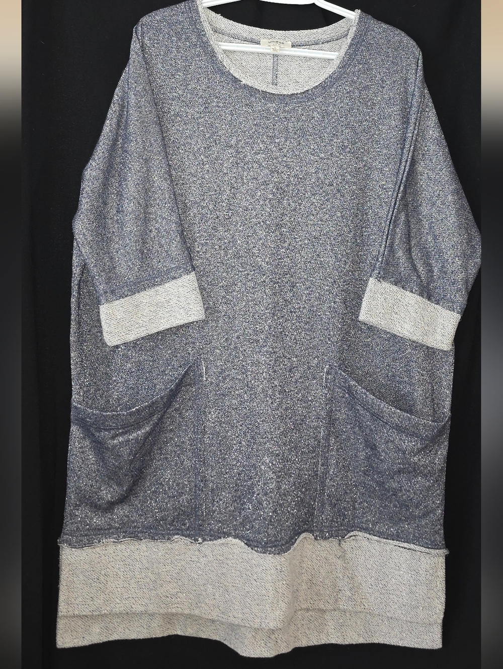 Umgee Two-Tone Gray Knit Pocket Sparkle Sweatshirt/Dress, Size L